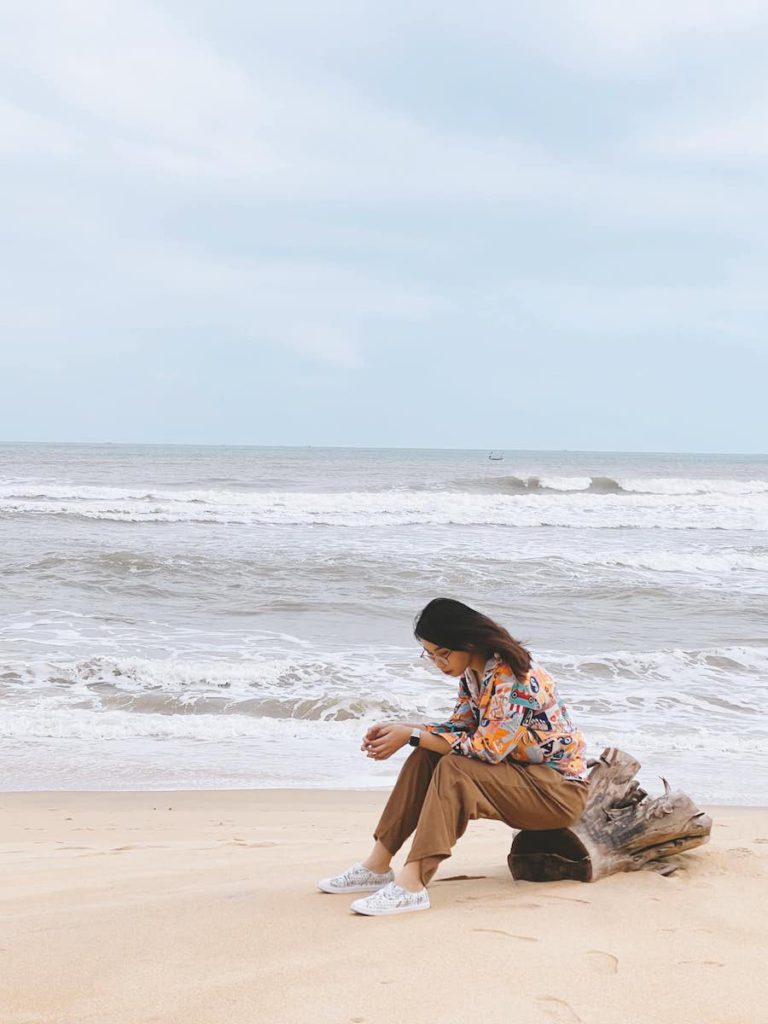 Khám phá vẻ đẹp của TOP 5 bãi biển Quảng Ngãi – Thiên đường nghỉ dưỡng tại Miền Trung 7 Biển Sa Huỳnh – Vẻ đẹp lãng mạn bên làng chài