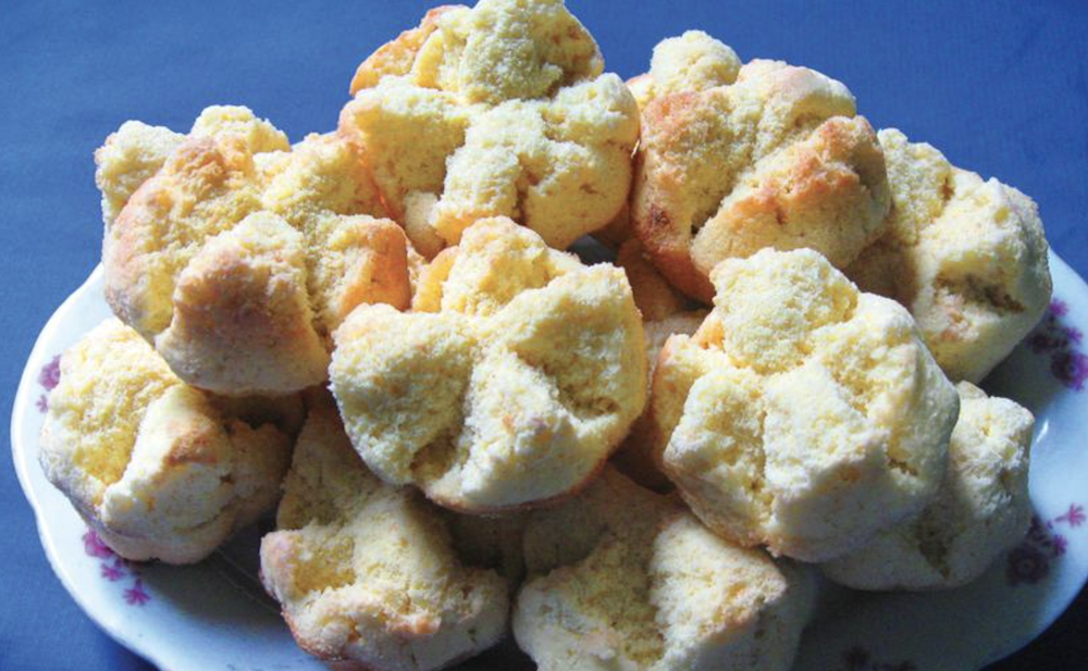 Bánh Kẹo Đặc Sản Quảng Ngãi – Hương Vị Truyền Thống Miền Trung 6 Bánh Thuẫn – Bánh giòn tan với họa tiết hấp dẫn