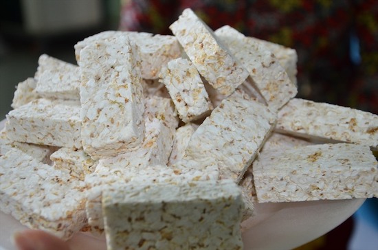 Bánh Nổ Quảng Ngãi - Đặc Sản Truyền Thống Của Xứ Quảng 5 Nơi Mua Bánh Nổ Quảng Ngãi Ngon Nhất