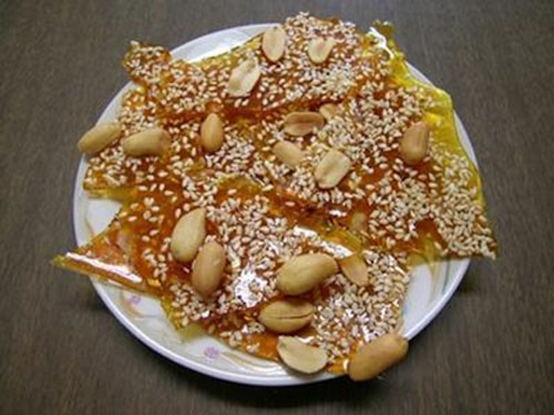 Bánh Kẹo Đặc Sản Quảng Ngãi – Hương Vị Truyền Thống Miền Trung 3 Nguồn Gốc và Ý Nghĩa Văn Hóa của Kẹo Gương Quảng Ngãi